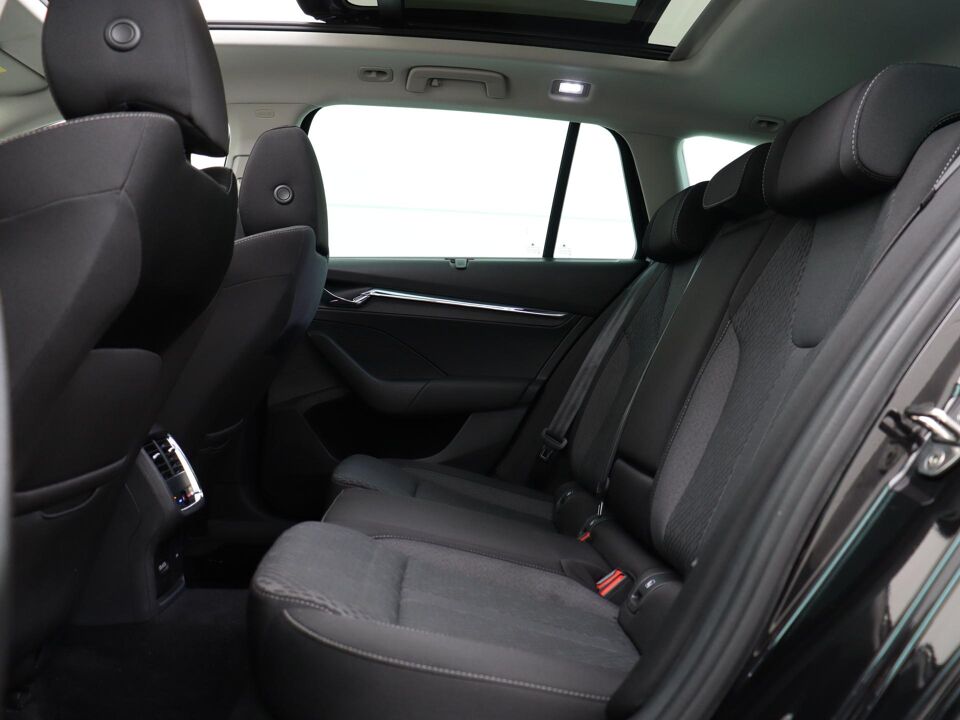 Škoda Octavia Combi 1.4 TSI iV PHEV Business Edition Plus