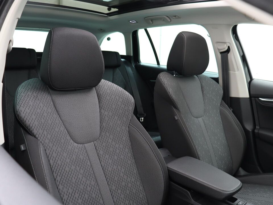 Škoda Octavia Combi 1.4 TSI iV PHEV Business Edition Plus
