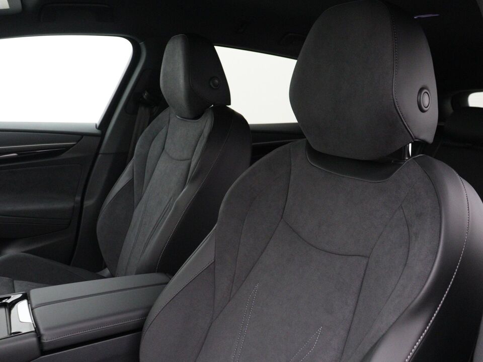 Volkswagen ID.7 Tourer Pro Business 77 kWh 210 kW / 286 pk
