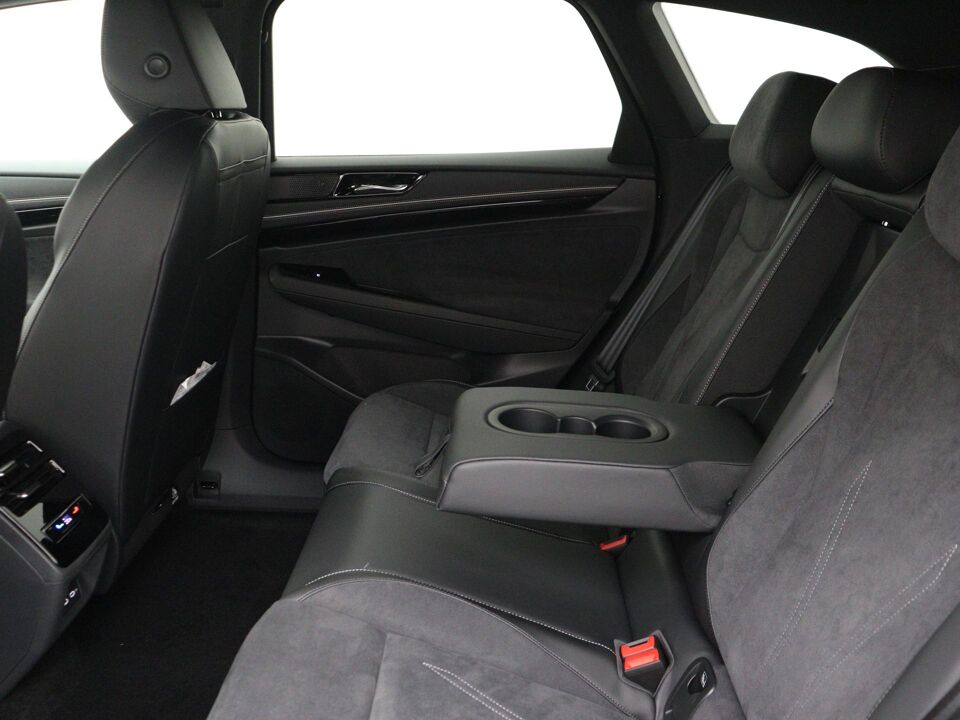 Volkswagen ID.7 Tourer Pro Business 77 kWh 210 kW / 286 pk