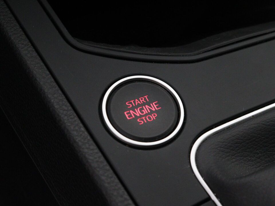 SEAT Ibiza 1.0 EcoTSI FR Business Connect