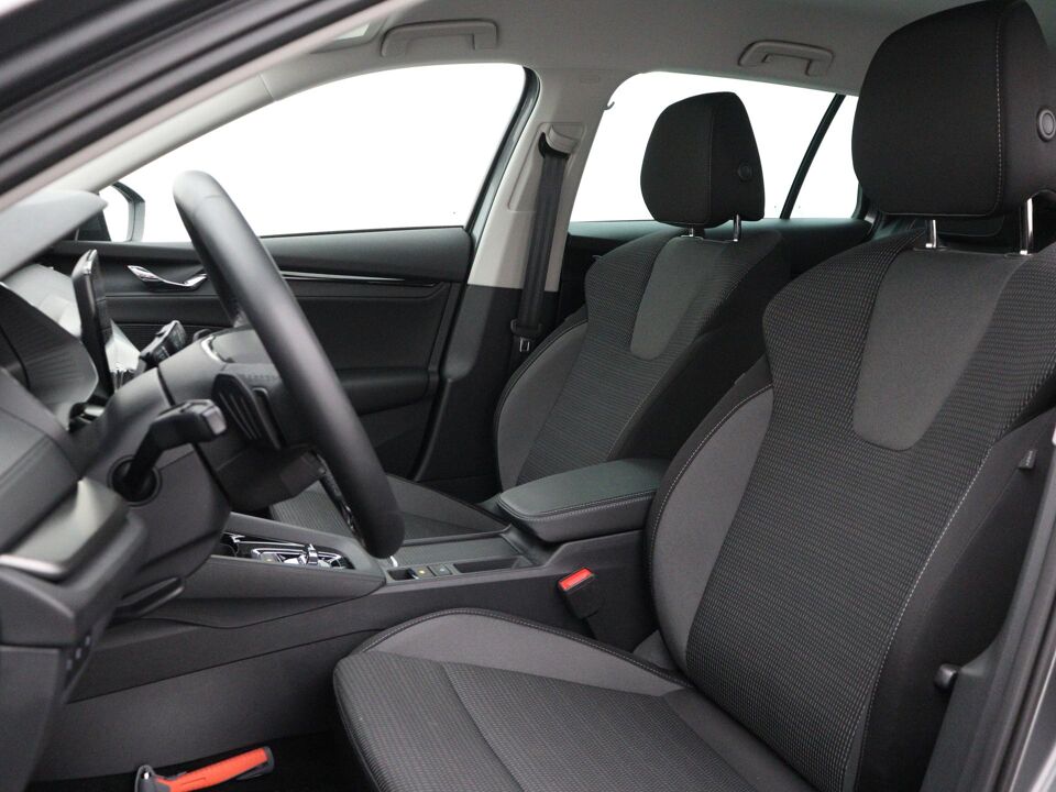 Škoda Octavia Combi 1.0 e-TSI Business Edition Plus
