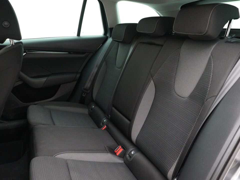 Škoda Octavia Combi 1.0 e-TSI Business Edition Plus