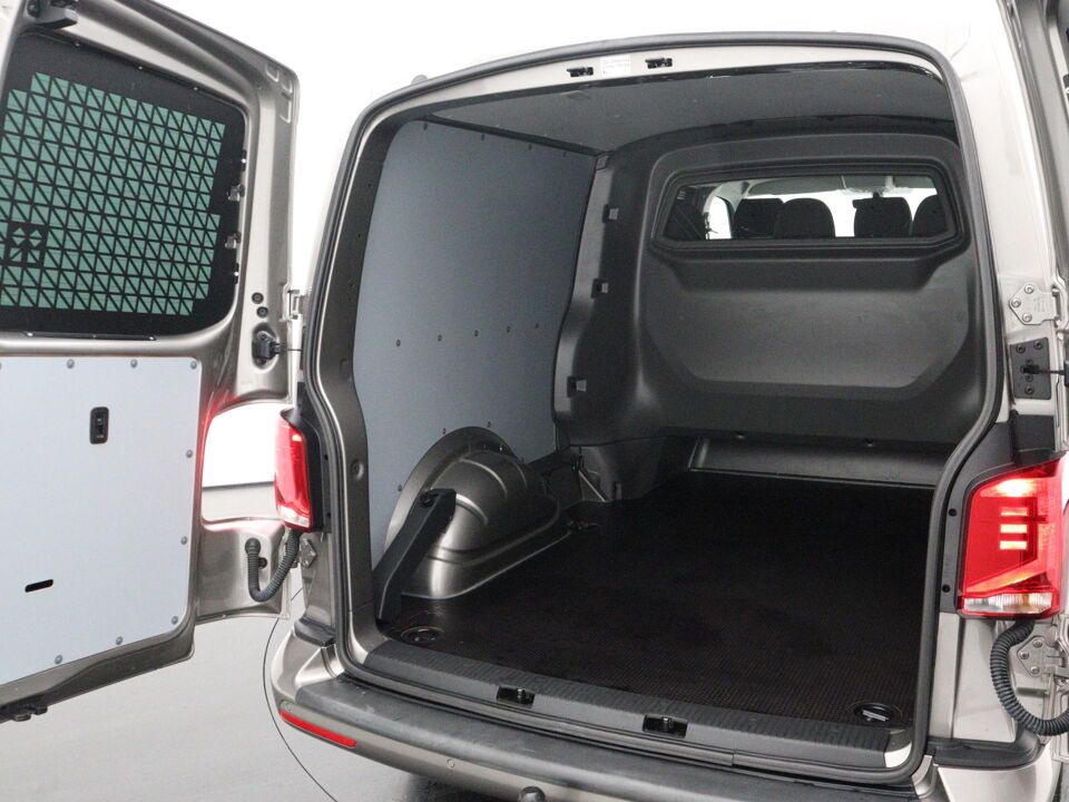 VW-Bedrijfswagens Transporter 2.0 TDI 204 PK L2H1 30 DC Bulli