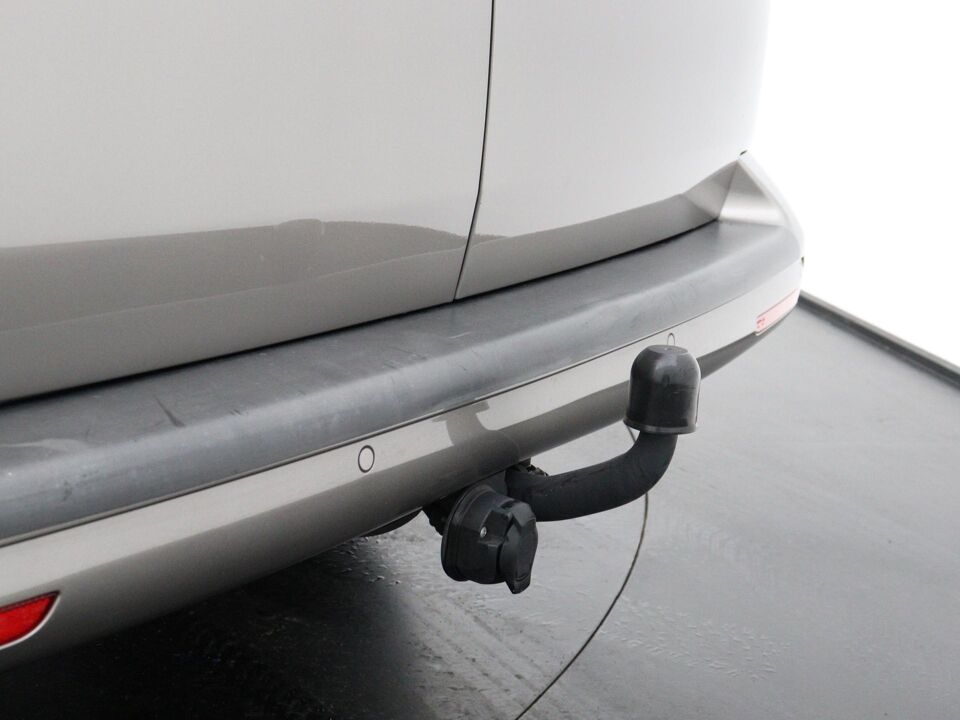 VW-Bedrijfswagens Transporter 2.0 TDI 204 PK L2H1 30 DC Bulli