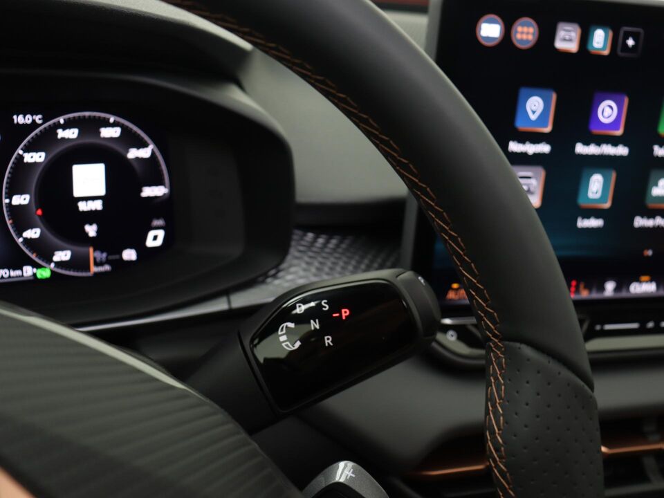 CUPRA Terramar 1.5 TSI e-Hybrid 204 PK