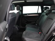 Volkswagen Passat Variant 1.5 TSI R-Line Business +