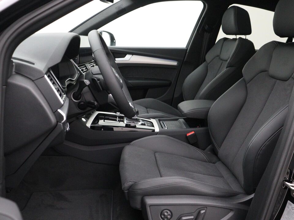 Audi Q5 Sportback S edition Competition 50 TFSI e 220 kW / 299 PK