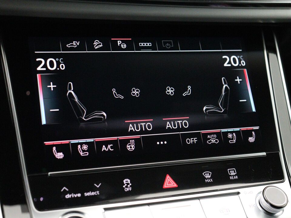 Audi Q8 Pro Line S 55 TFSI e 290 kW / 394 PK