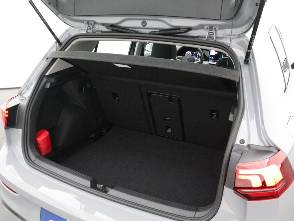 Volkswagen Golf 1.5 eTSI Life