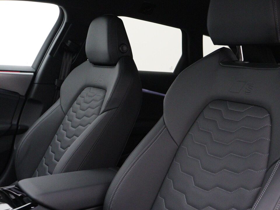 Audi S6 Avant e-tron 100kWh 370 kW / 503 PK