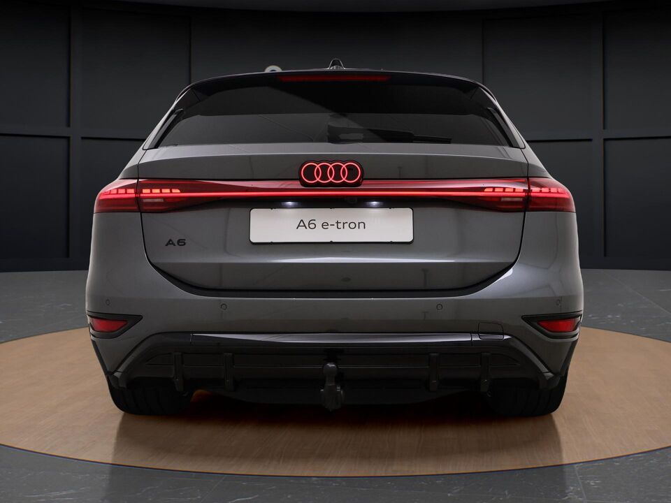 Audi A6 Avant e-tron S edition 100kWh 270 kW / 367 PK