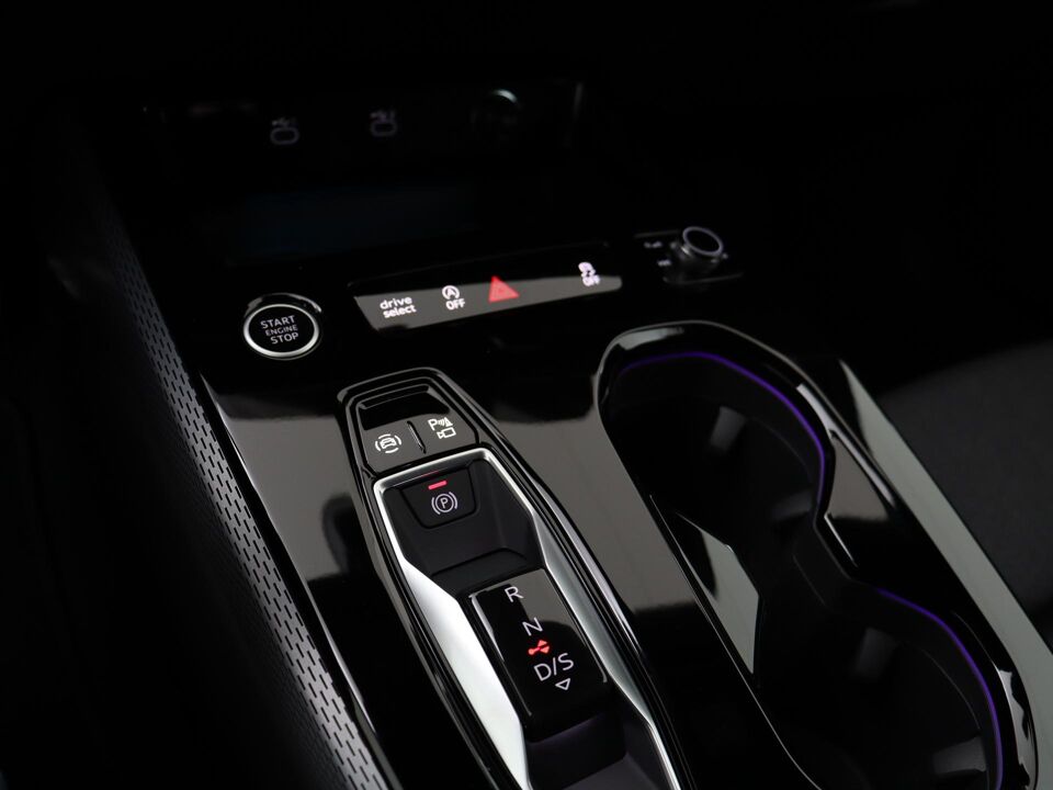 Audi A5 Avant Edition One 35 TFSI 110 kW / 150 pk