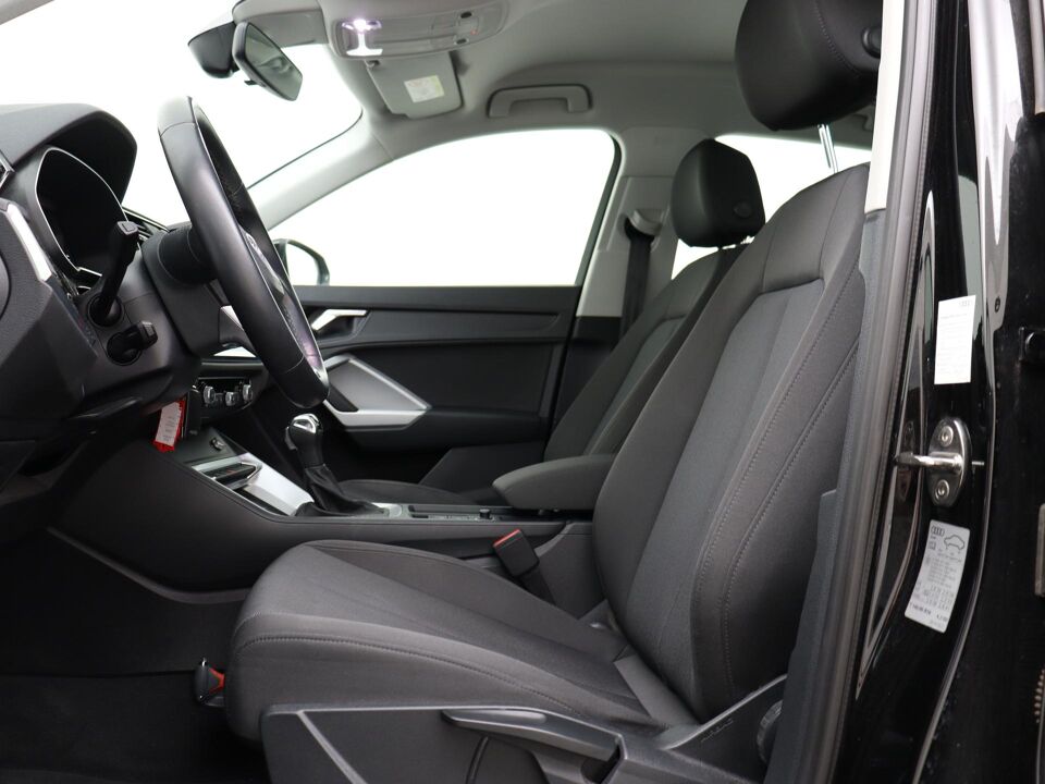 Audi Q3 35 TFSI 150 PK Business Edition