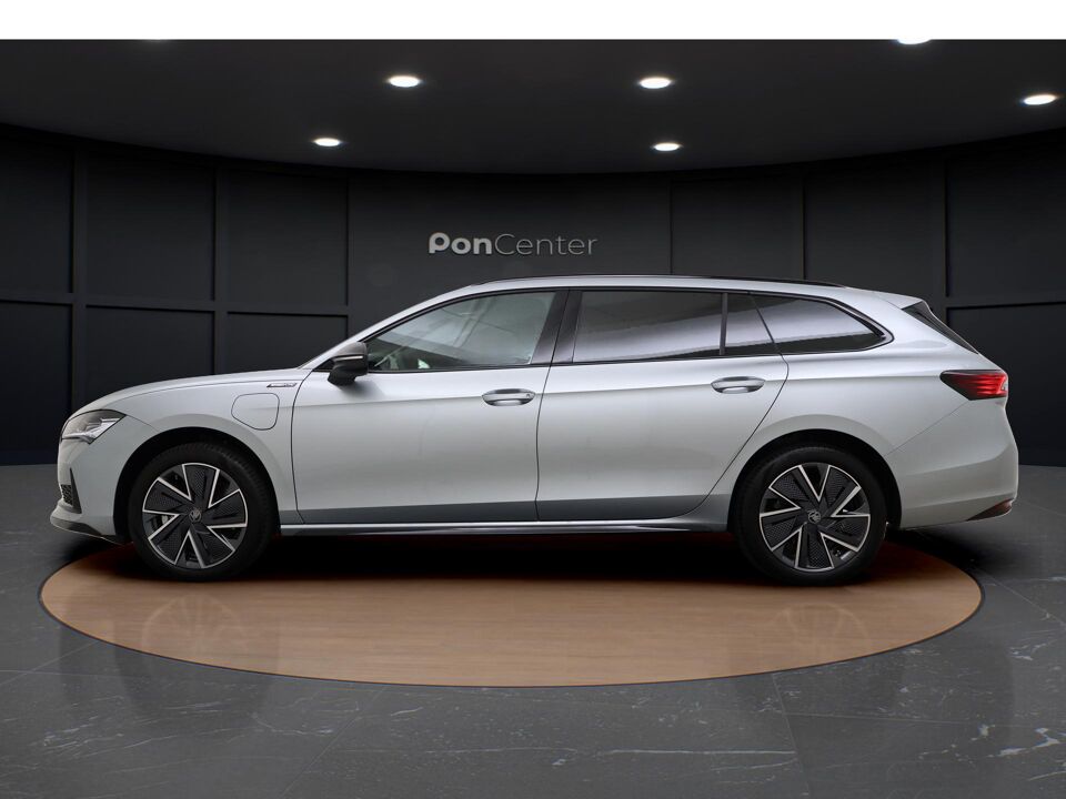 Škoda Superb Combi Sportline Business 1.5 TSI PHEV 150 kW / 204 PK