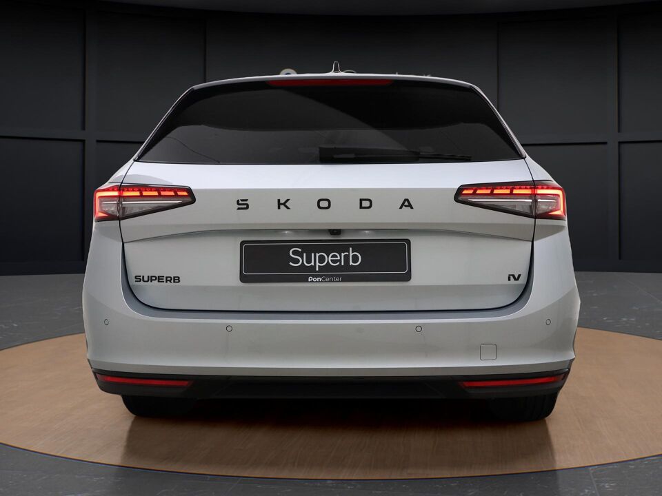 Škoda Superb Combi Sportline Business 1.5 TSI PHEV 150 kW / 204 PK