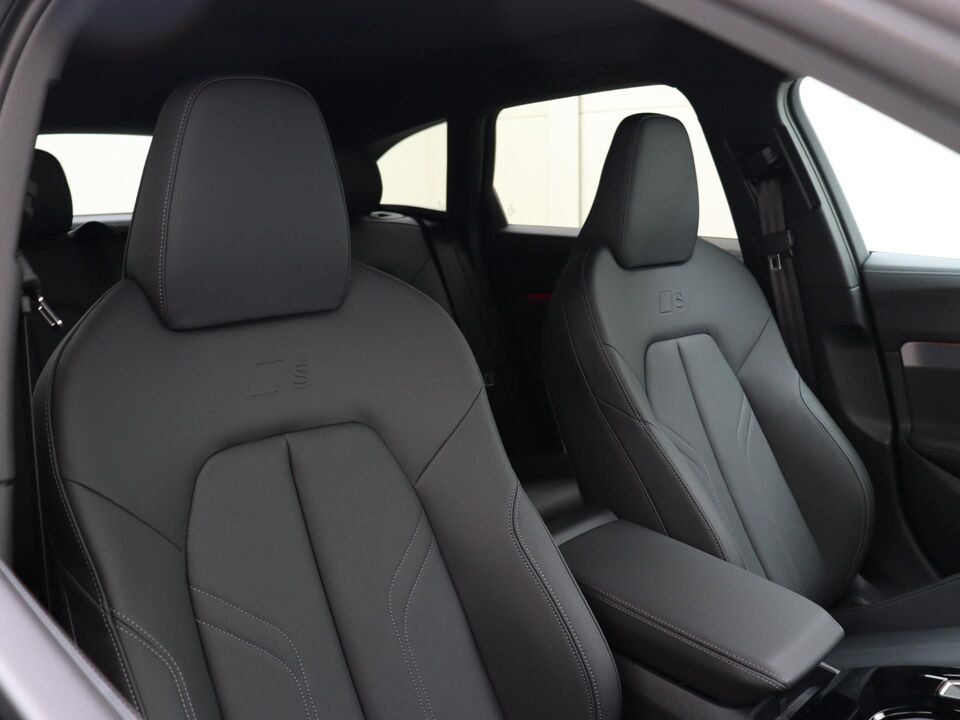Audi A5 Avant e-hybrid S edition Competition 2.0 TFSI e 270 kW / 367 PK