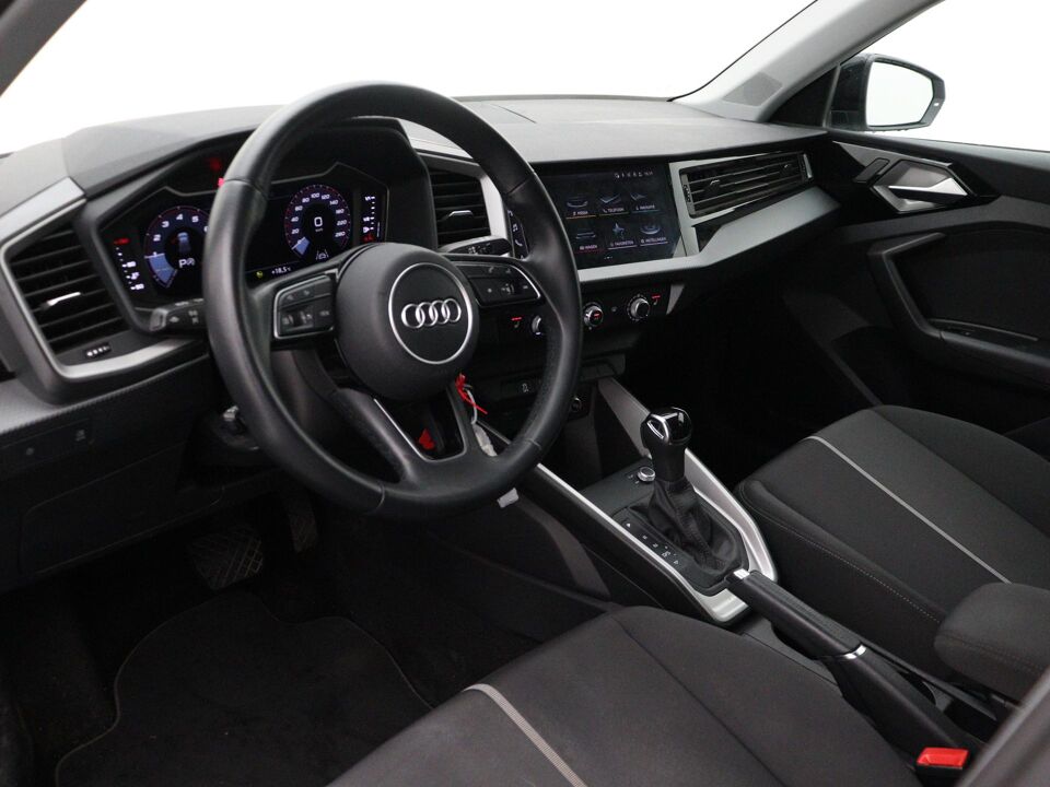 Audi A1 citycarver 30 TFSI epic