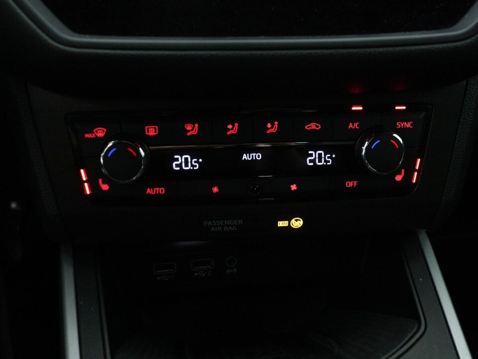 SEAT Arona 1.0 TSI FR Business Intense