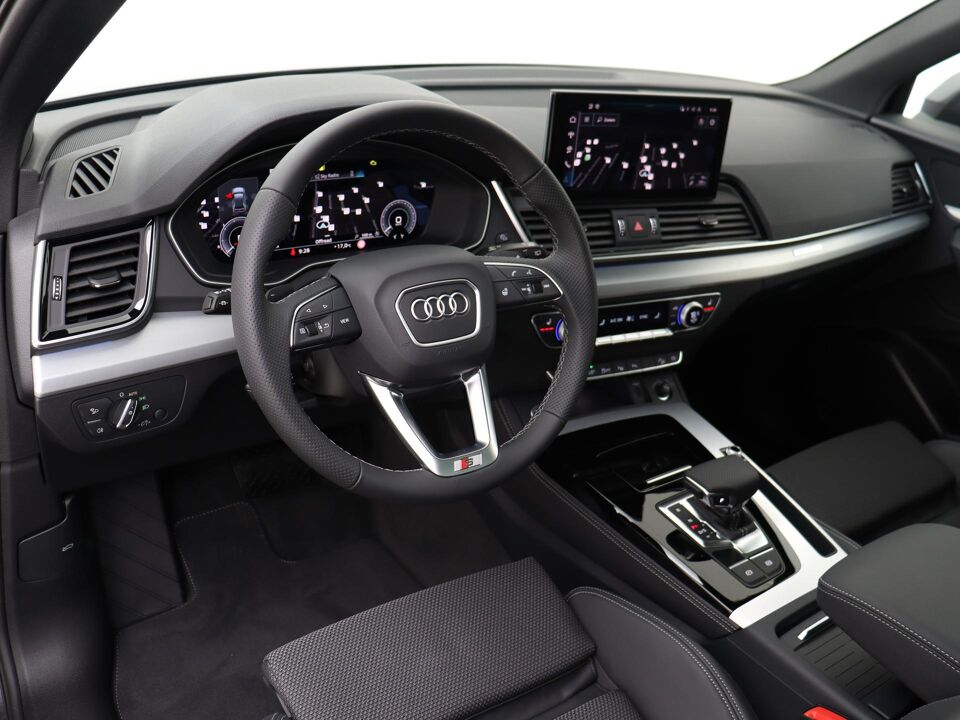 Audi Q5 Sportback S edition Competition 50 TFSI e 220 kW / 299 PK