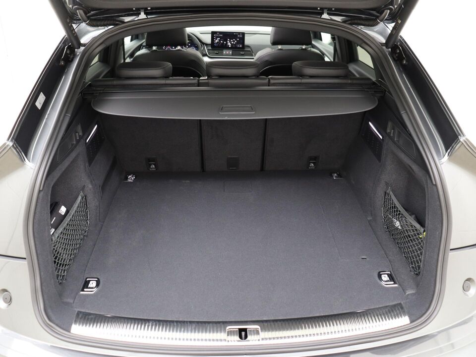 Audi Q5 Sportback S edition Competition 50 TFSI e 220 kW / 299 PK