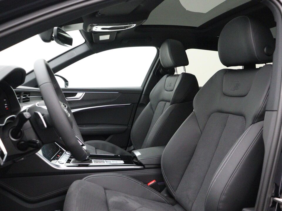 Audi A6 Avant S edition Competition 50 TFSI e 220 kW / 299 pk