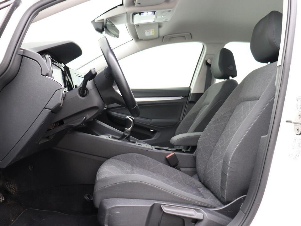 Volkswagen Golf 1.0 TSI 110 PK Life