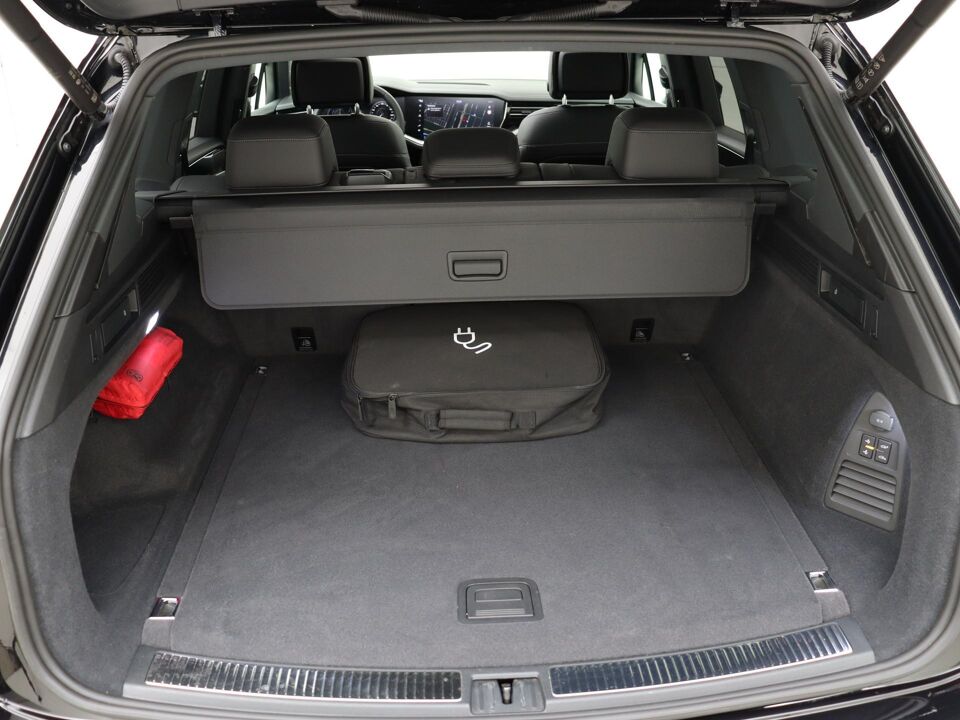 Volkswagen Touareg 3.0 TSi 380 PK eHybrid 4MOTION Elegance