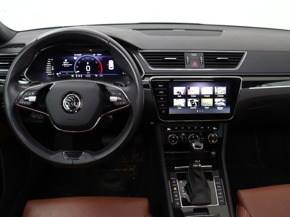 Škoda Superb Combi 1.4 TSI 218 PK iV Laurin & Klement