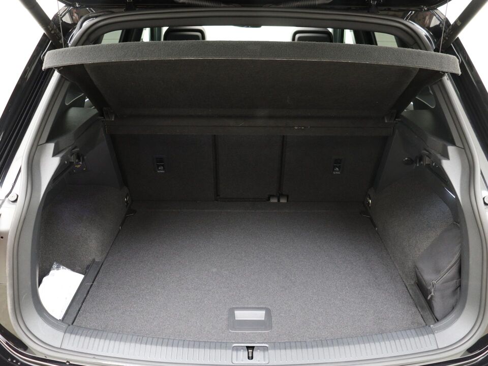 Volkswagen Tiguan 1.5 TSI 150 PK DSG R-Line Business