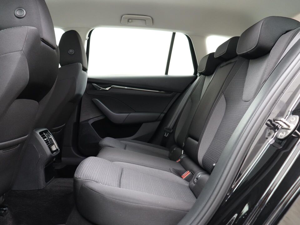 Škoda Octavia Combi 1.4 TSI 204 PK iV PHEV Business Edition