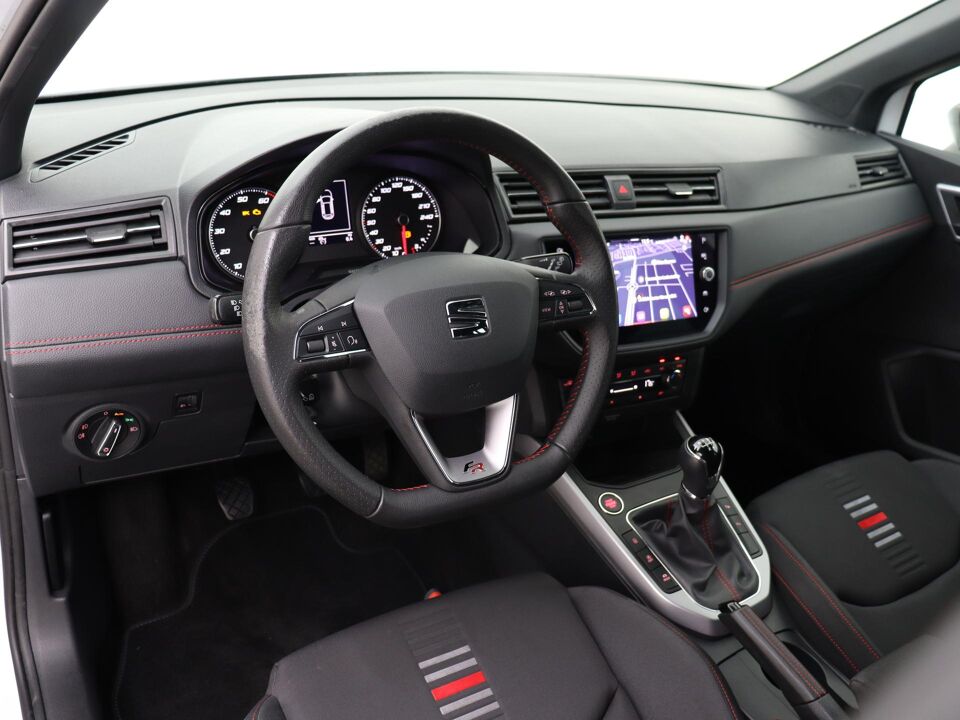 SEAT Arona 1.0 TSI 95 PK Business Intense