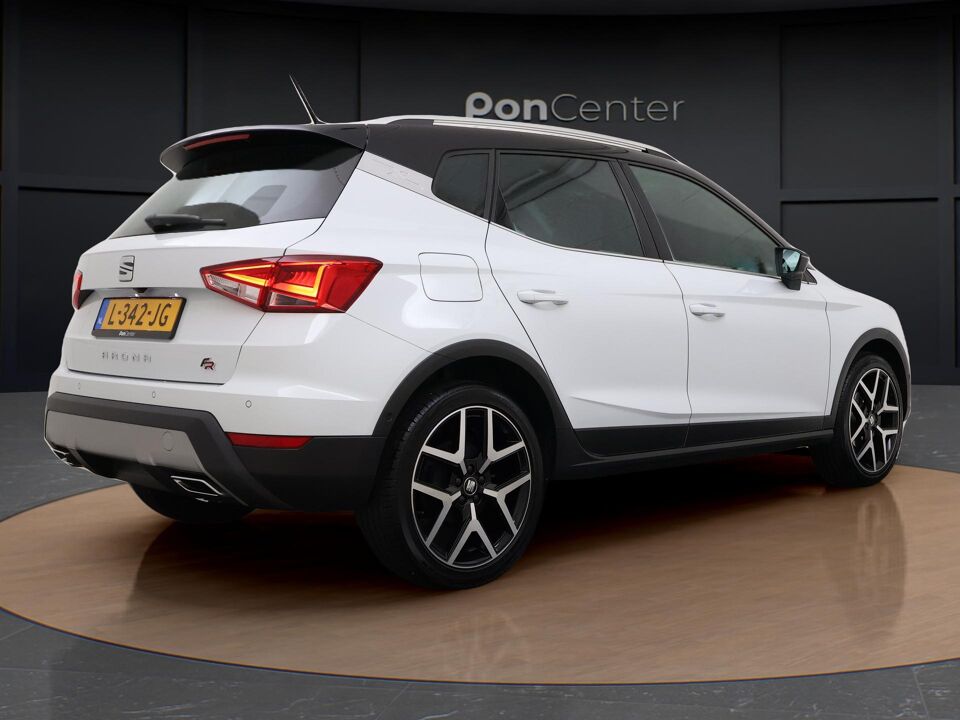 SEAT Arona 1.0 TSI 95 PK Business Intense
