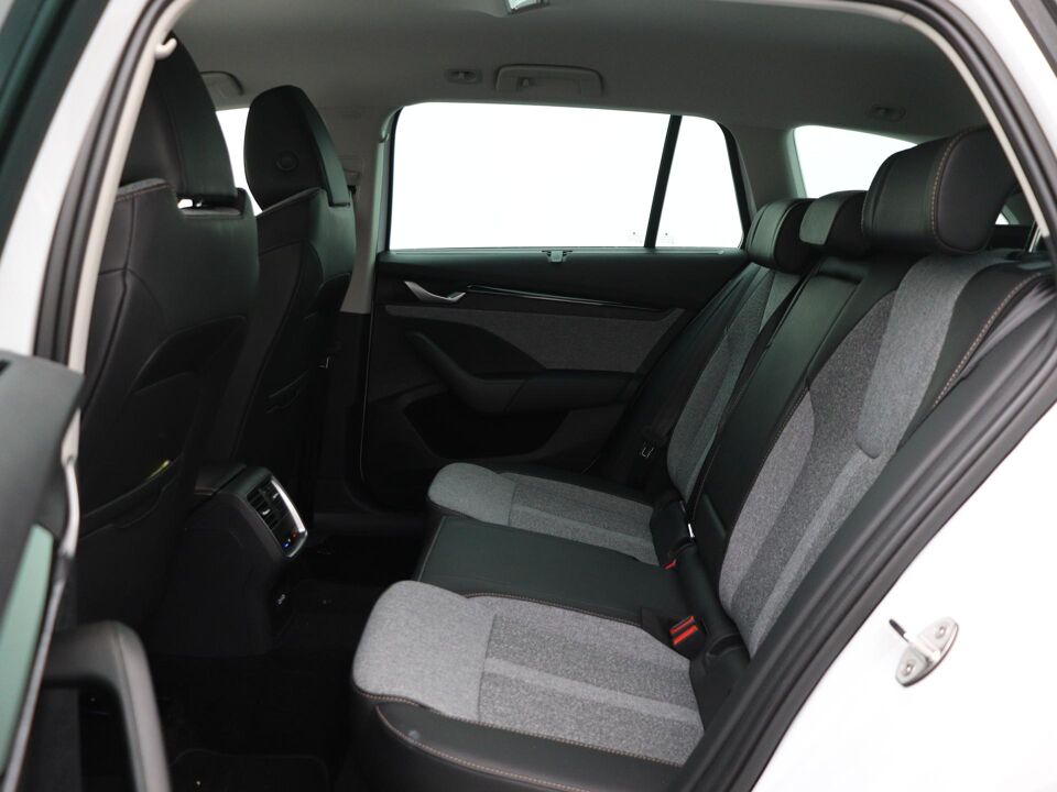 Škoda Octavia Combi 1.5 TSI 150 PK DSG MHEV Business Edition Plus