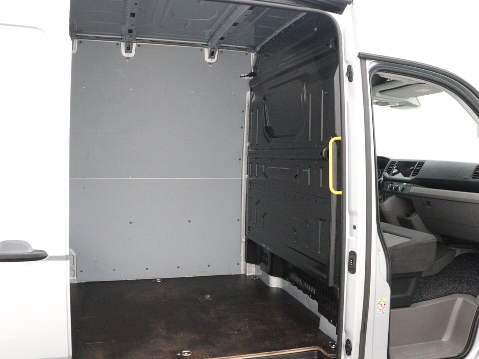 VW-Bedrijfswagens Crafter 35 2.0 TDI 140 PK L3H3 Comfortline