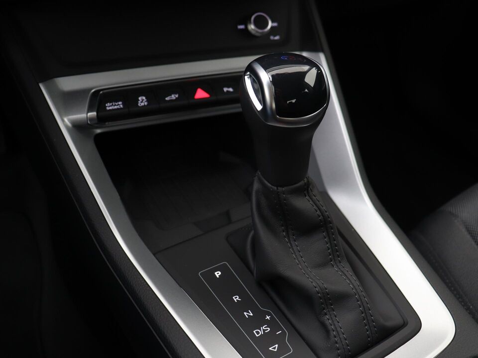 Audi Q3 45 TFSI e 245 PK Edition
