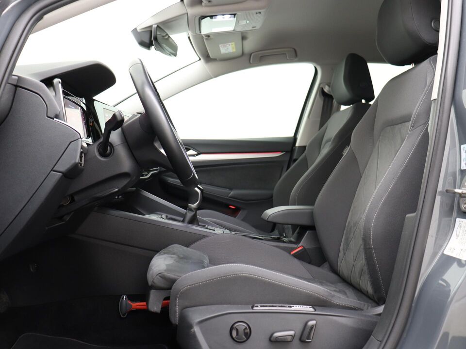 Volkswagen Golf 1.0 TSI 110 PK Life
