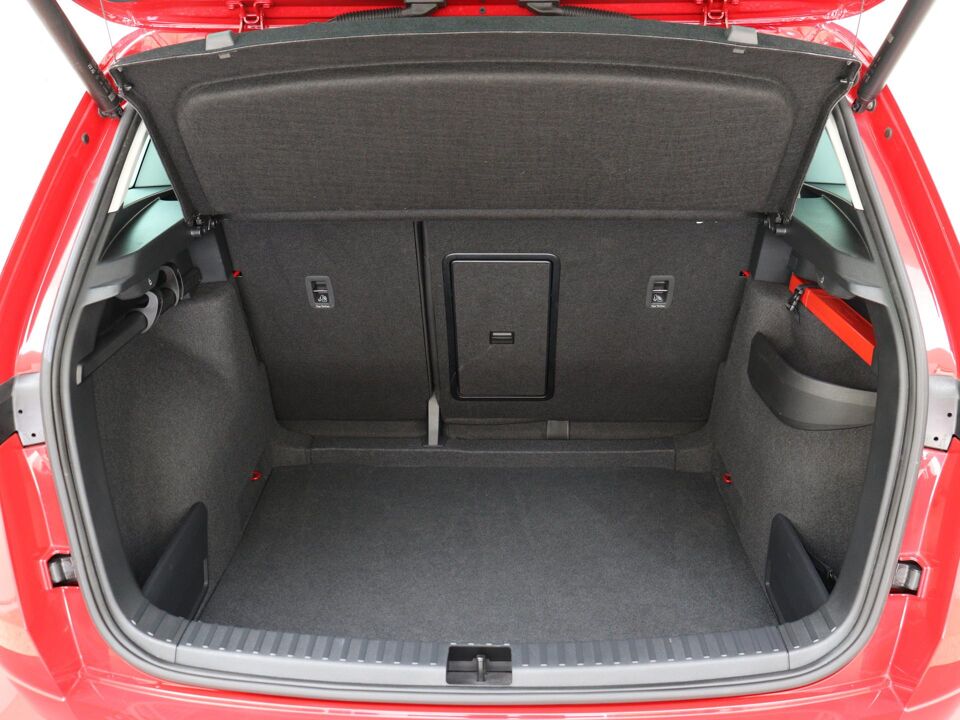Škoda Karoq 1.5 TSI 150 PK DSG Business Edition