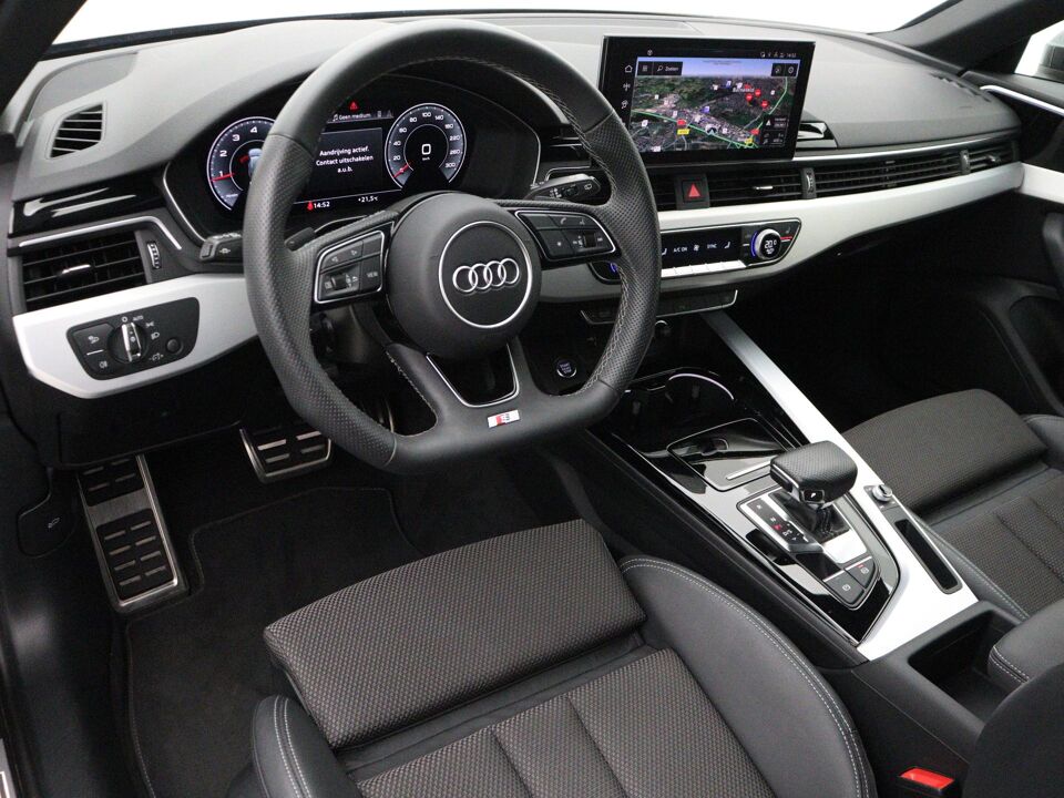 Audi A4 Avant 35 TFSI S-line