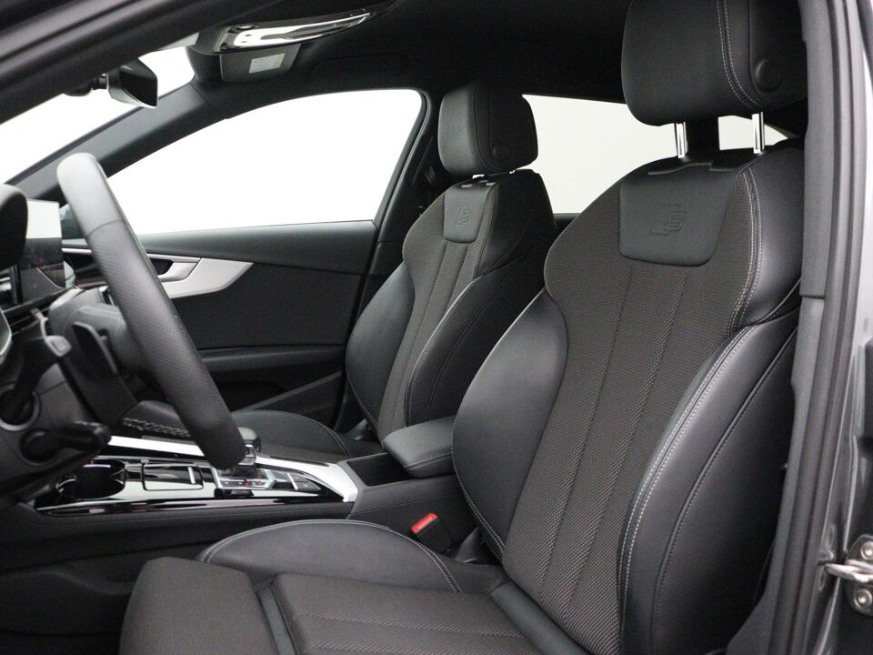 Audi A4 Avant 35 TFSI S-line
