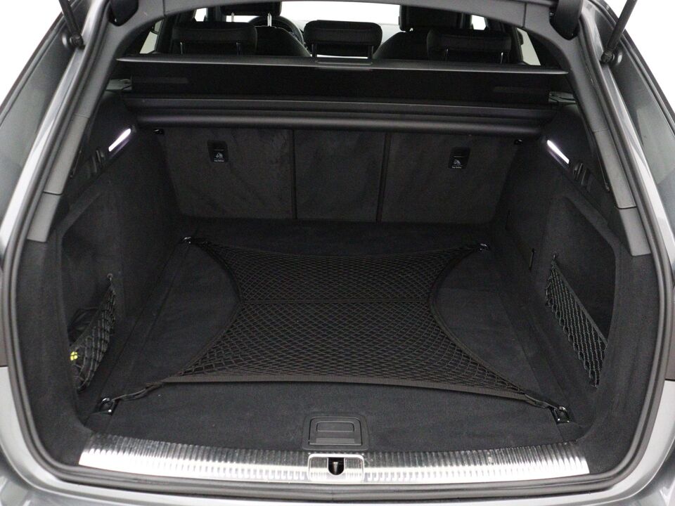 Audi A4 Avant 35 TFSI S-line