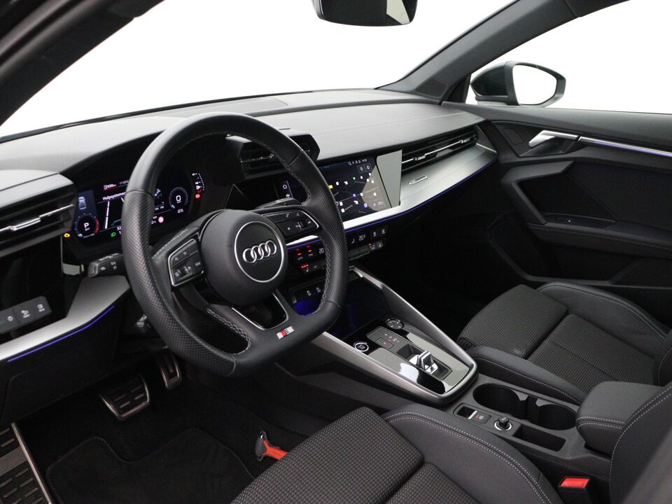 Audi A3 Limousine 30 TFSI S edition