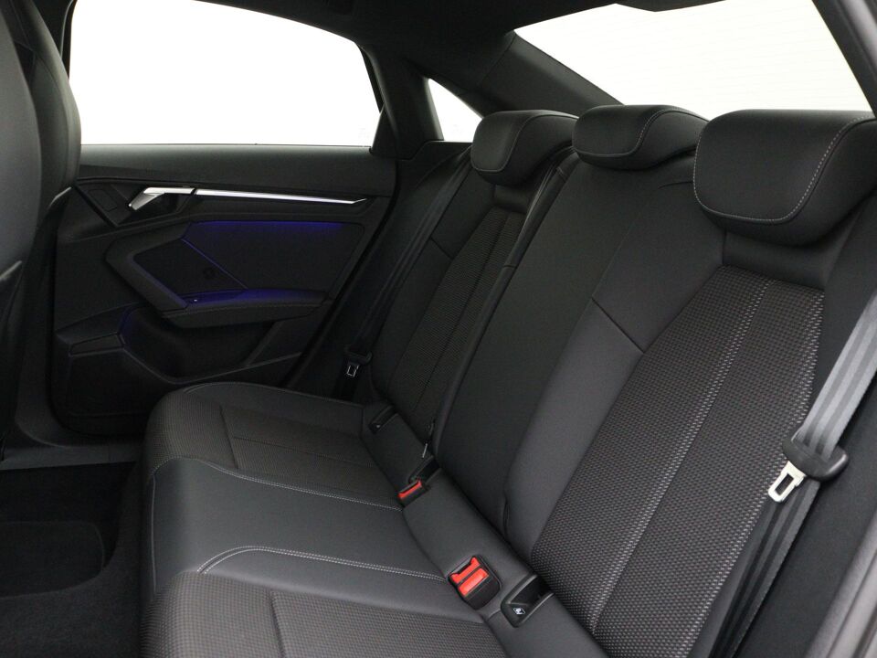 Audi A3 Limousine 30 TFSI S edition