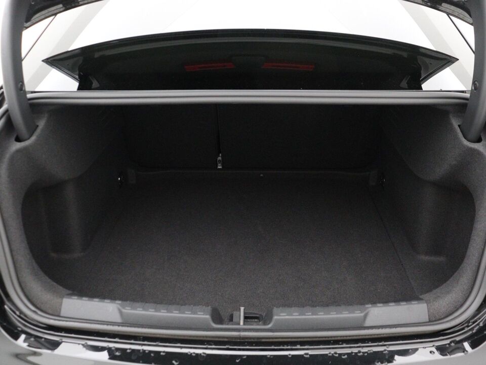 Audi A3 Limousine 30 TFSI S edition