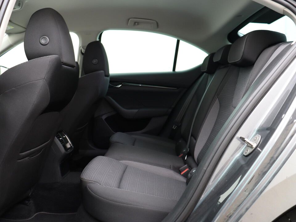 Škoda Octavia 1.0 e-TSI 110 PK DSG Ambition