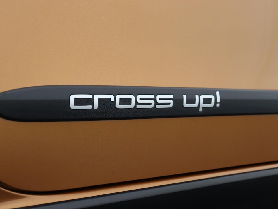 Volkswagen up! 1.0 TSI 90 PK Cross Up!