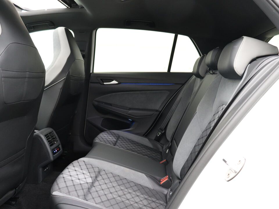 Volkswagen Golf 1.5 eTSI 150PK R-Line DSG