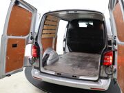 VW-Bedrijfswagens Transporter 2.0 TDI L1H1 4Motion Highline