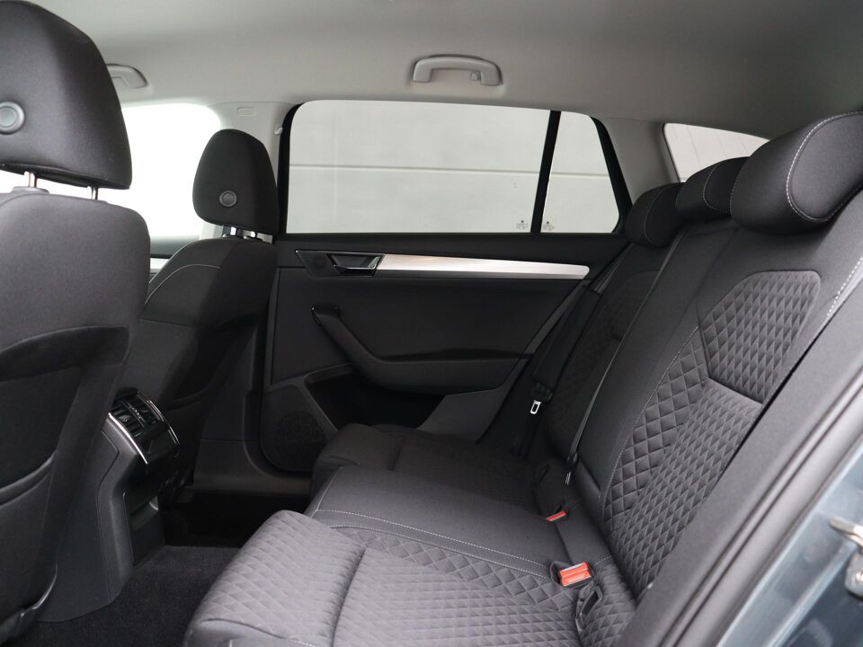 Škoda Superb Combi 1.4 TSI 218 PK iV Ambition