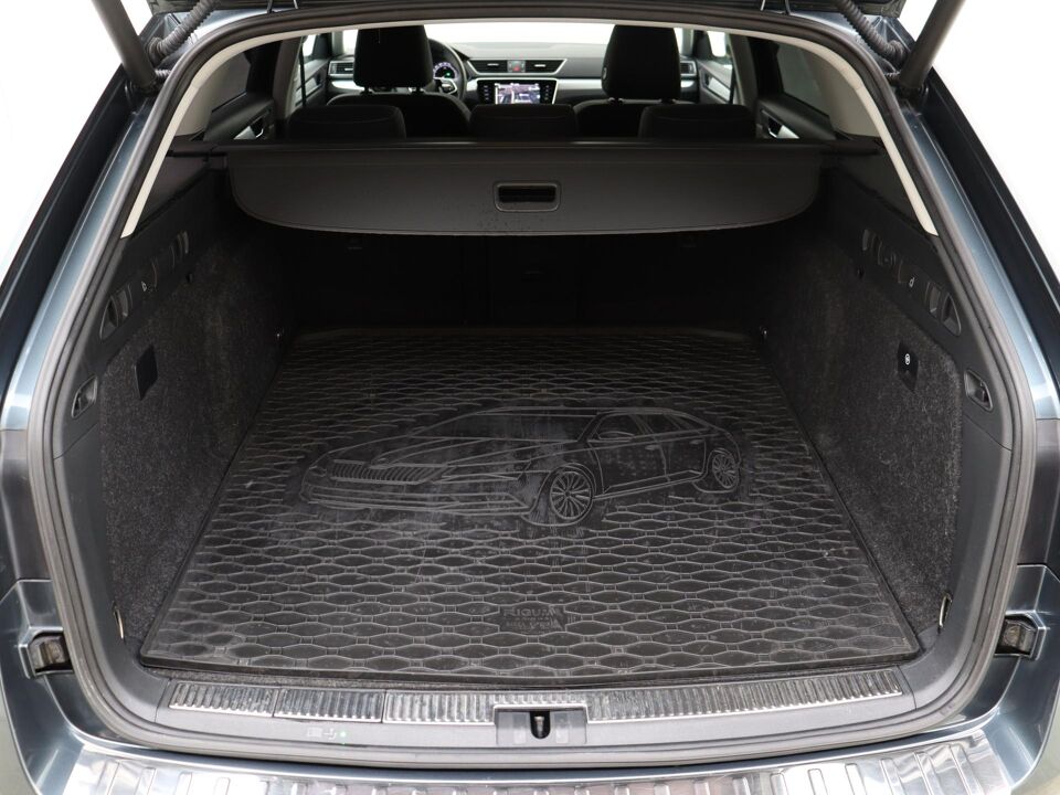 Škoda Superb Combi 1.4 TSI 218 PK iV Ambition